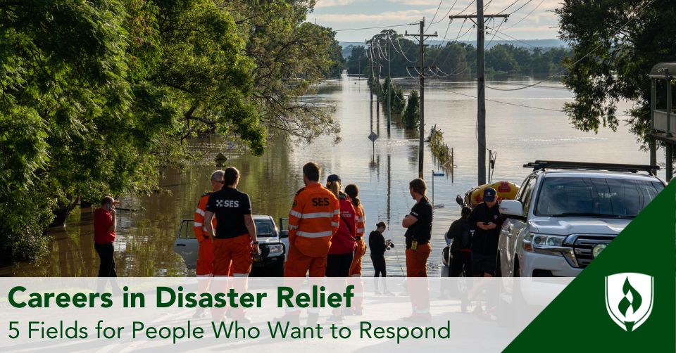 a flood emergency response team