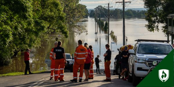 a flood emergency response team