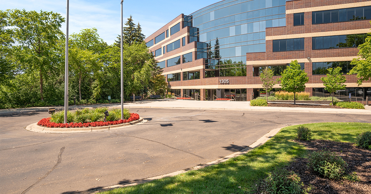 photo of Eagan campus building